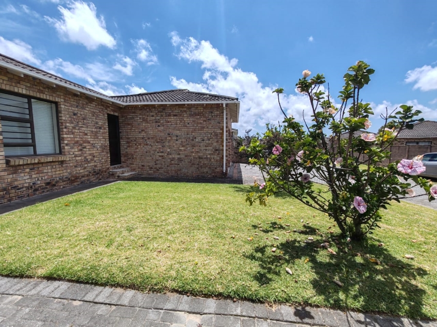  Bedroom Property for Sale in Sherwood Eastern Cape